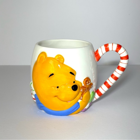 Winnie the Pooh Christmas Candyland Coffee Mug Set of 4 Ceramic Collectible - Picture 4 of 13